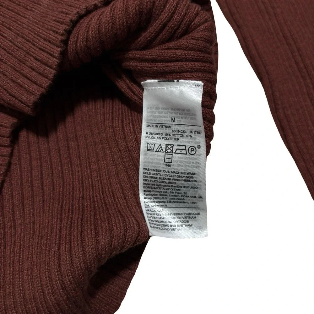 NWT GAP Women's Ribbed Sweetheart Sweater‎ Red Burgundy Long Sleeve Sz M 12x23.5